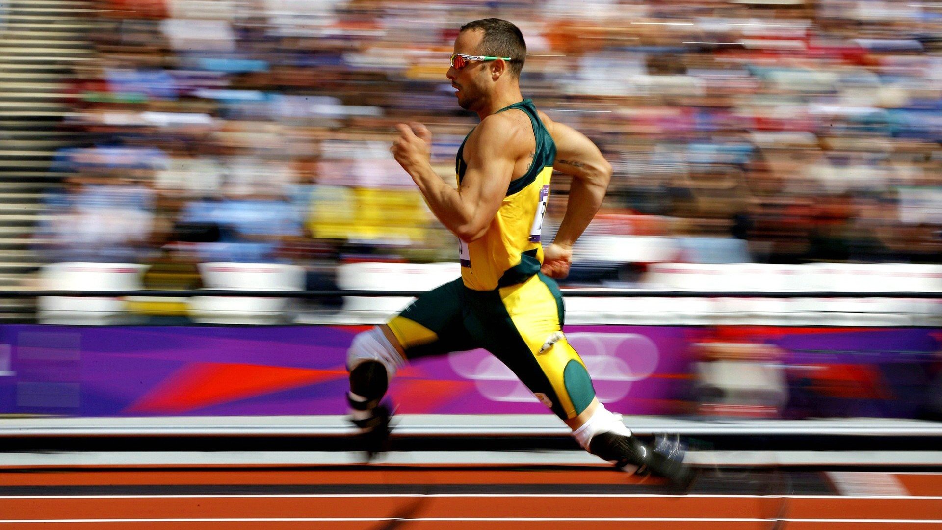 1.篮球之星闪耀绿茵场，拉文欧冠绝杀改写命运之夜