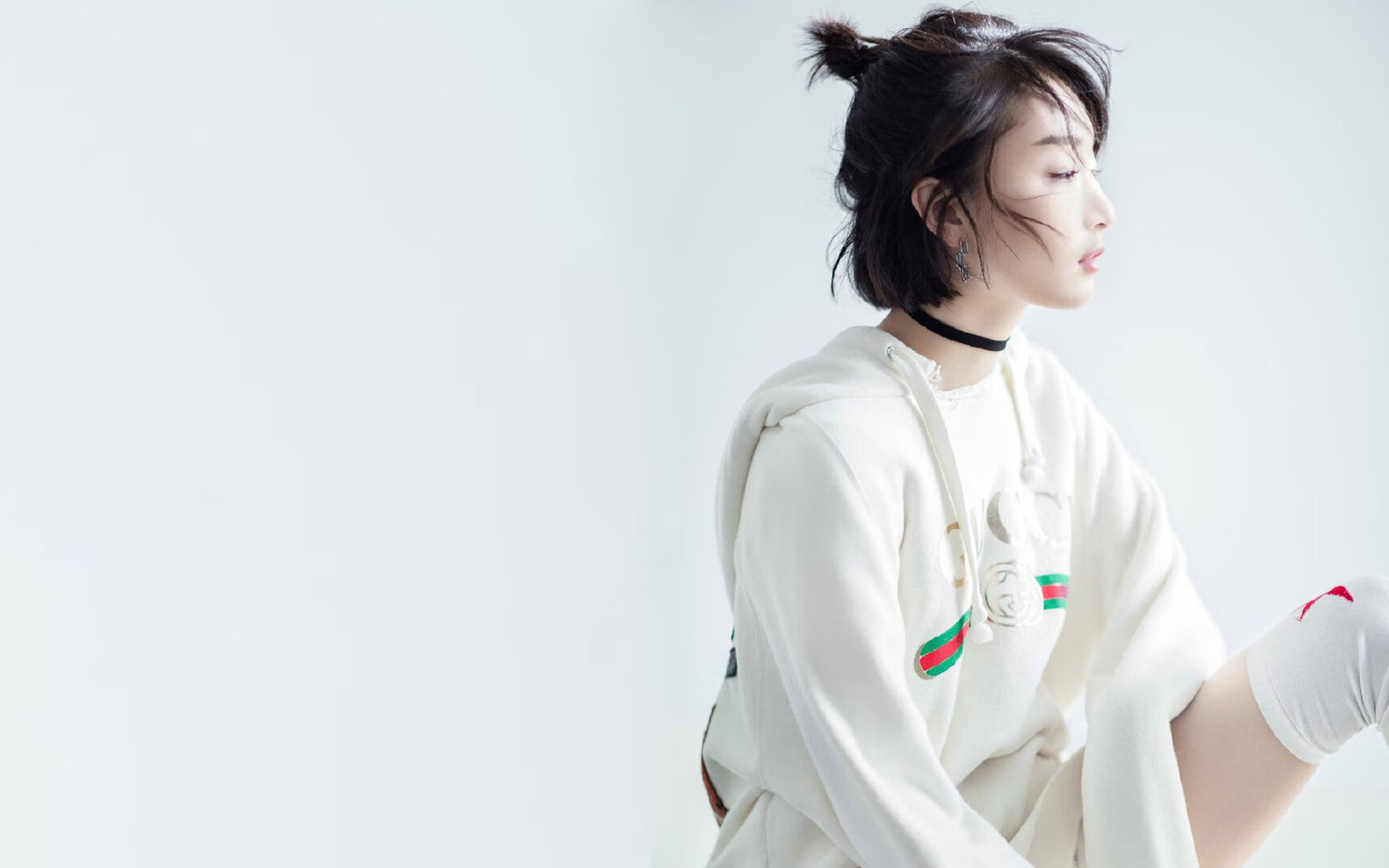 当北欧铁骑遇上西亚雄鹰，时空裂缝中阿圭罗的黄昏独舞