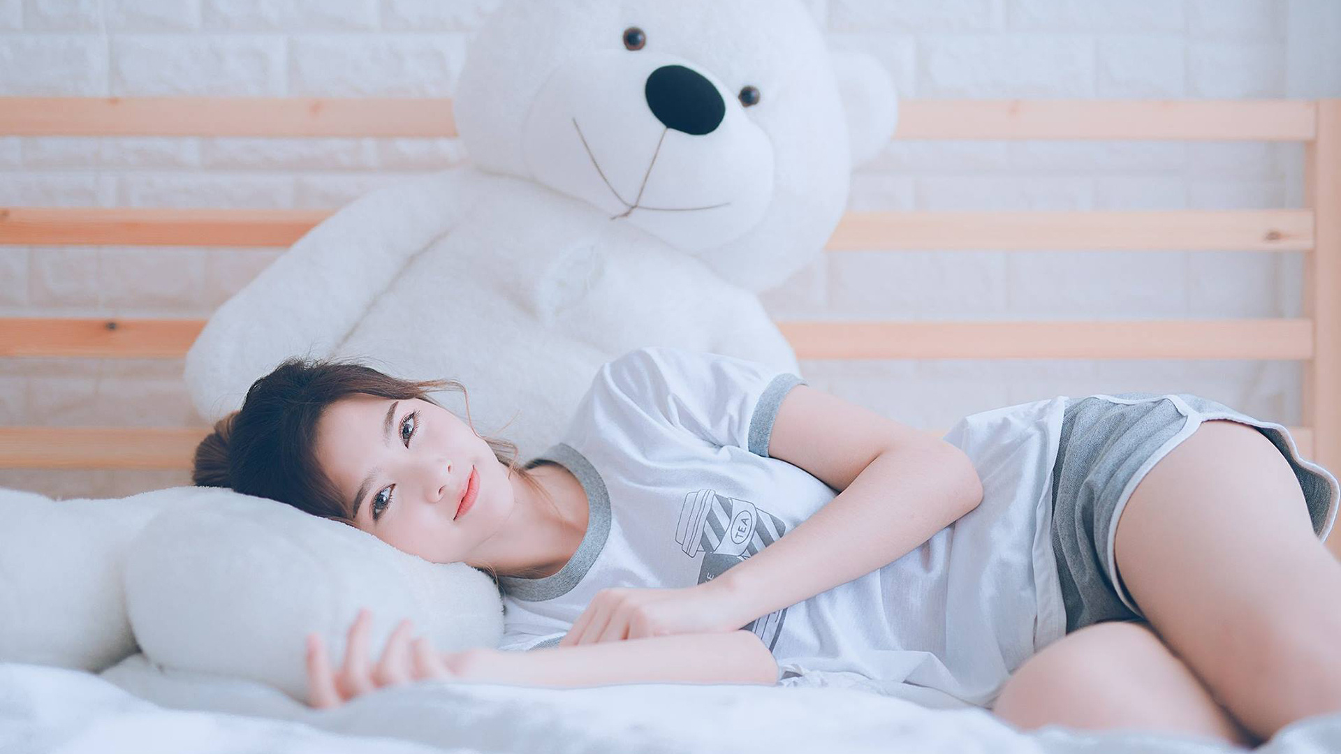 厄瓜多尔风暴席卷足坛，德甲争冠焦点战英雄如何正面击溃巴萨